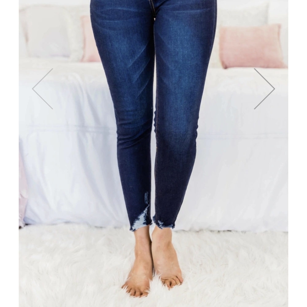 Distressed Skinny Jeans